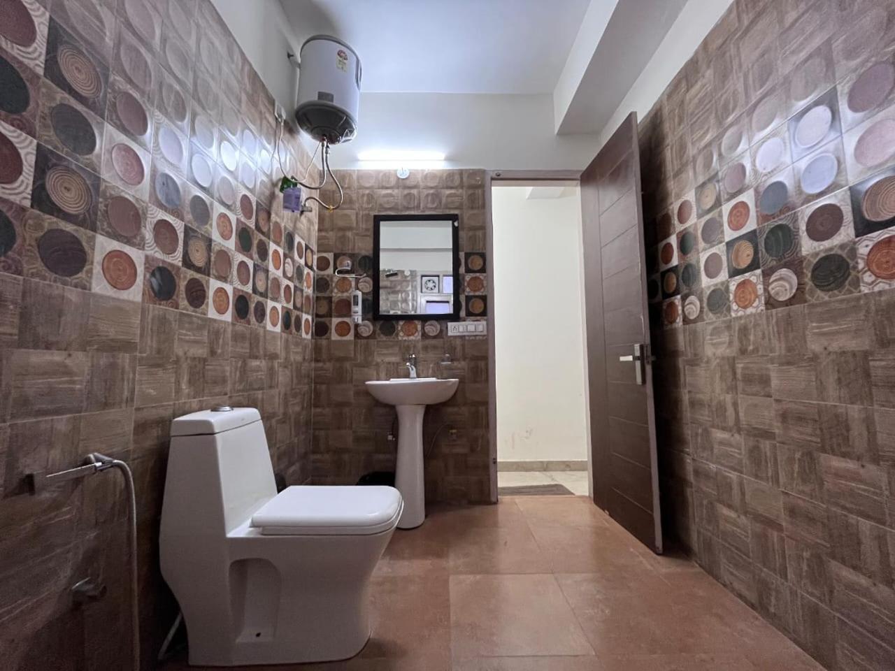 Hotel Tribe View - Away From City Hustle !! Top Rated & Most Awarded Property !! A Peaceful Stay Kasauli Ngoại thất bức ảnh